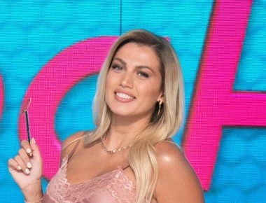 Η γκάφα της Σπυροπούλου στο My Style Rocks -«Εκλαψαν» και οι τοίχοι από τα γέλια (βίντεο)